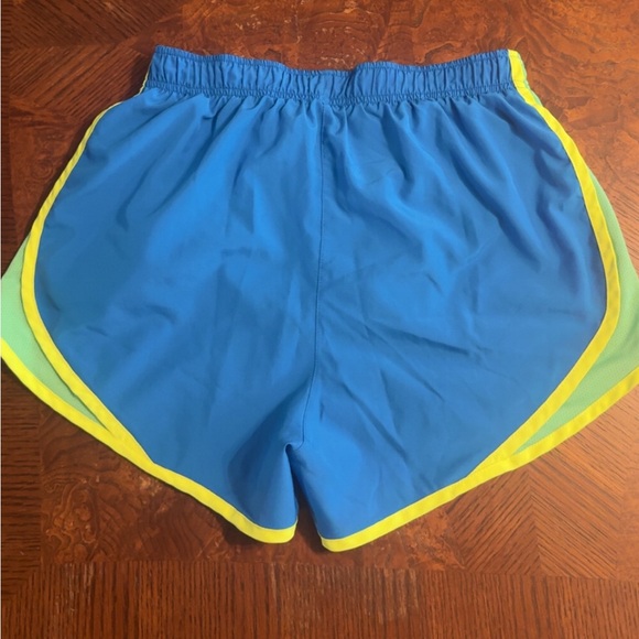 Nike Dri-FIT Yellow Athletic Shorts - Picture 2 of 3